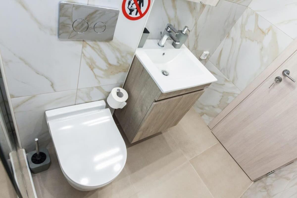Brand New Urban Getaway Next To Megaro Mousikis Appartement Athene Buitenkant foto