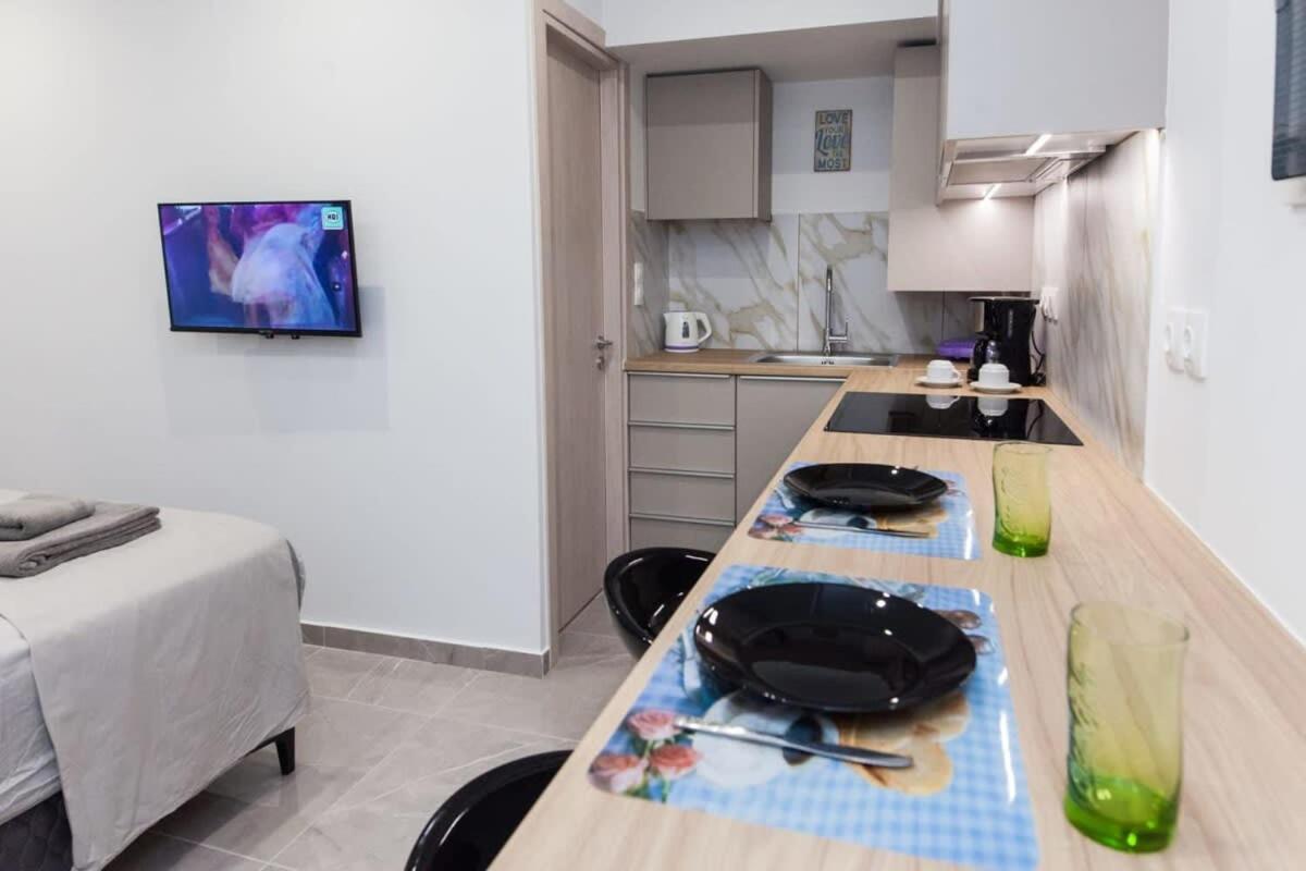 Brand New Urban Getaway Next To Megaro Mousikis Appartement Athene Buitenkant foto